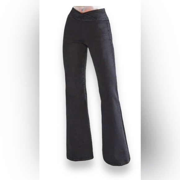 Aeropostale Wide Leg Pull on Flare Up Jeans Black Women’s Size Small Dark Wash - Picture 1 of 16